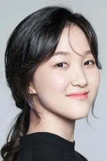 Oh Yu-jin como: Min-ji
