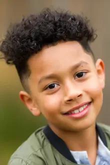 Adrian Groulx como: Dwayne Johnson (Age 10)