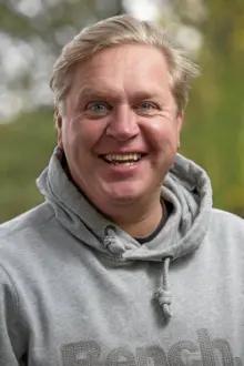 Jarkko Tiainen como: Matias Pohto