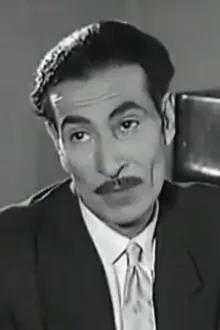 Shafiq Nour ElDein como: Ustta Gad