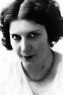 Olga Casares Pearson como: Susana's Mother