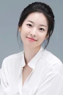 Lee Xia como: Heo Yoon-Ok