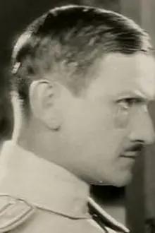 Ullrich Haupt como: Perkins (as U.K. Haupt)