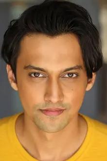 Teeshay Shah como: Jay
