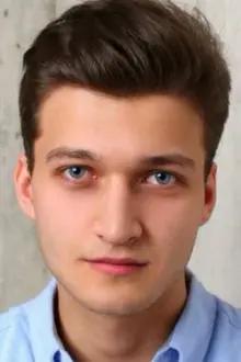Nail Abdrakhmanov como: Daniyar