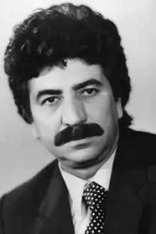 Shahmar Alakbarov como: Gazanfar