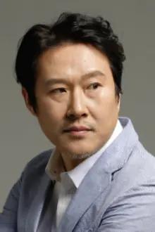 Jung Hyeong-seok como: Substitue driver
