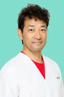 Takaya Sakoda como: Shimon Eiji