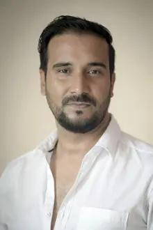 Gaurav Mishra como: Amit