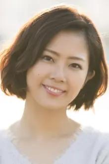 Miho Ohwada como: Minako Isaka