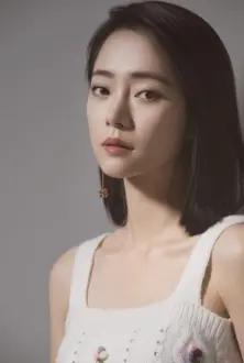 Yang Yitong como: Ma Ling Ling / 马玲玲