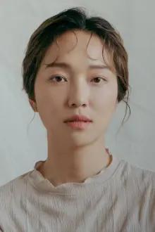 Kim Hae-na como: Gwang-sook