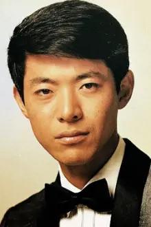 Kenichi Mikawa como: Singer