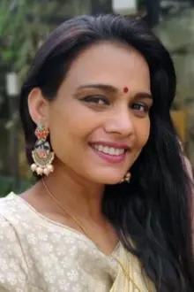 Bindu Chandramouli como: Bhargav's Mother