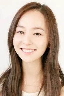 Lee Kyu-jung como: Yoon-hee