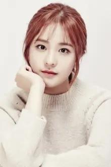 Kim Na-hyun como: Jenia