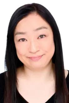 Umi Yamano como: Maiko Kuwamoto