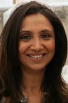 Sonali Sachdev como: Lata Mishra