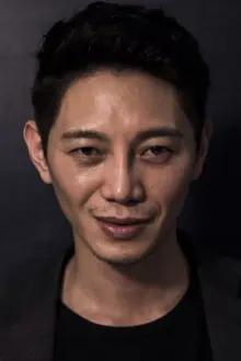 Won Hyun-jun como: Jung Han-mo