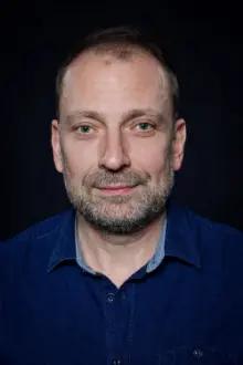 Sławomir Grzymkowski como: Stefan Wyszyński