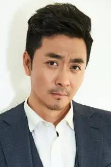 Junpeng Huang como: Chen Yi