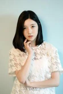 Choi Bae-young como: Yeonhee