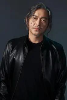 Guo Zhen como: Long Quan