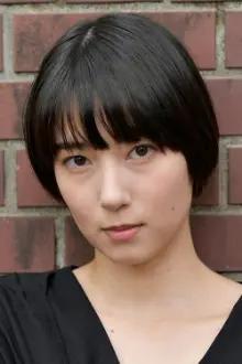 Sasha Ueda como: Yoko