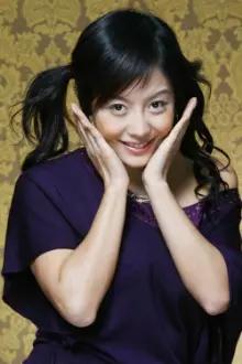 Hanabi Kim como: May / Mona