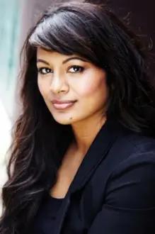 Nalini Krishan como: Ms. Bronson