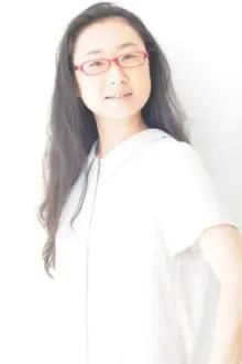 Ami Yokouchi como: Momosawa Junko