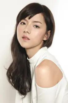 Jasmine Sim como: Li Jiawen