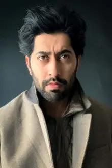 Ankur Bhatia como: Tariq
