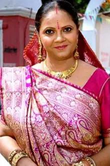 Rupal Patel como: Vrinda Bharat Sareen