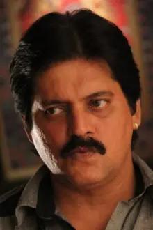 Prakash Ramchandani como: Sundar