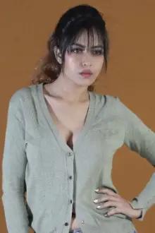 Harshita Ruhela como: Shalini