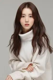 Baek Seo-yi como: Min Joo
