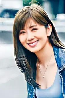 Erica Chan como: Yuen Si-si