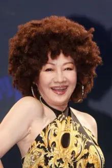 Billie Wang como: Mei-Mei Wang