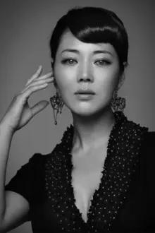 Qianhua Wang como: 邓琳