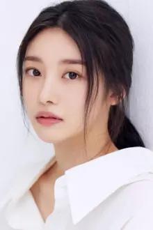Moon Seo-Yoon como: Jeon Soo-in