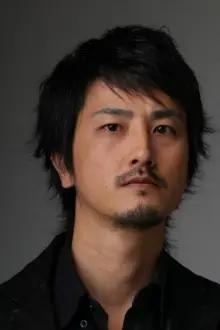 Shinji Kasahara como: Tetsuya Teresaki