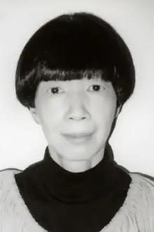 Yoshiko Yamamoto como: Mademoiselle (Voice)
