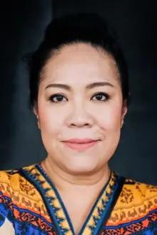 Janya Thanasawaangkoun como: Kalong