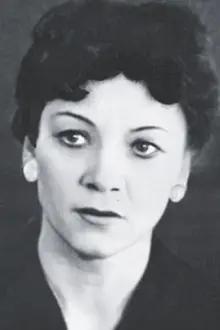 Anastasiya Bedredinova como: Lyubov Andreevna