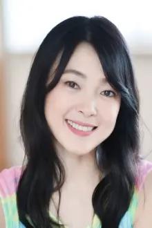 Peggy Tseng como: Hui-Min