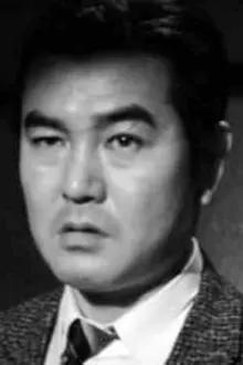 Takashi Kanda como: Hitoshi Tsuburaya, director