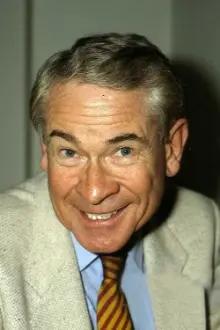 Stanley Baxter como: Self (archive footage)