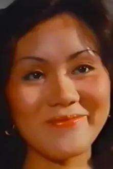 Meg Lam Kin-Ming como: Sam's Mother, Aunt #10