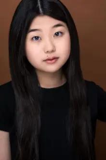 Kylie Kuioka como: Emiko (voice)